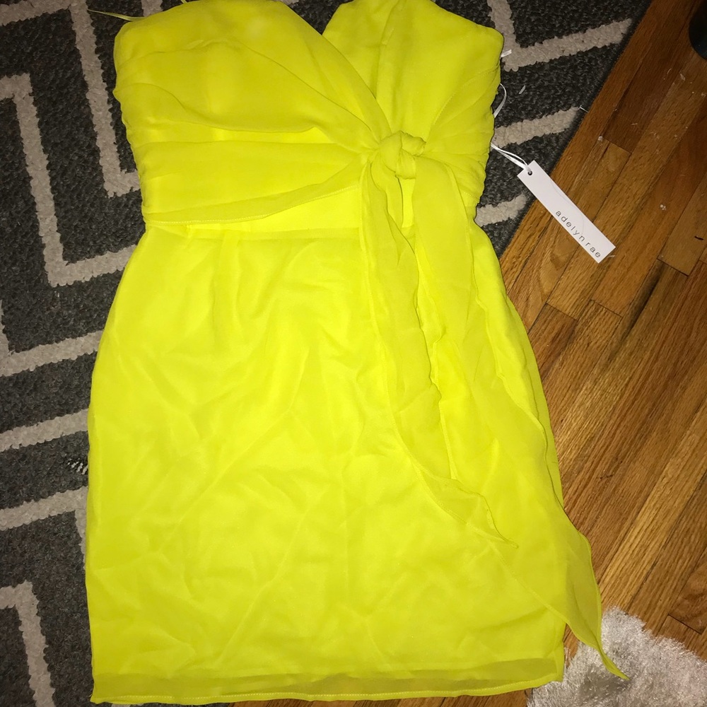 strapless cocktail dress with knot detail